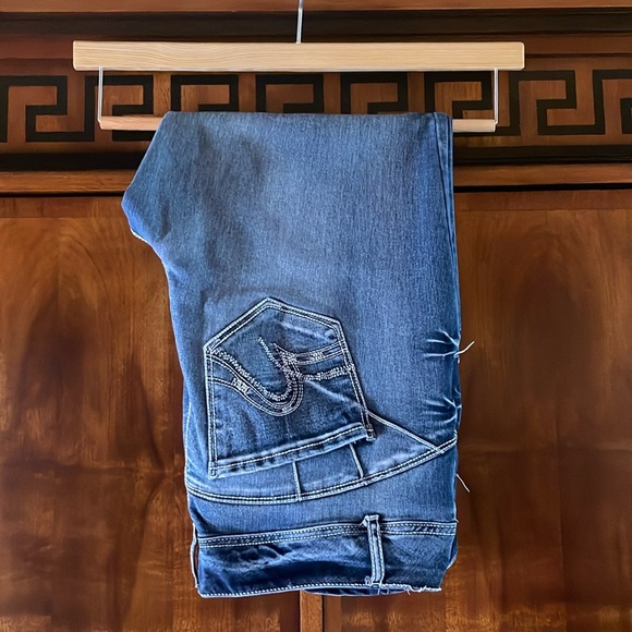 Cato Denim - Cato Women’s Premium Jeans Contemporary Size 14 in good condition see all photos